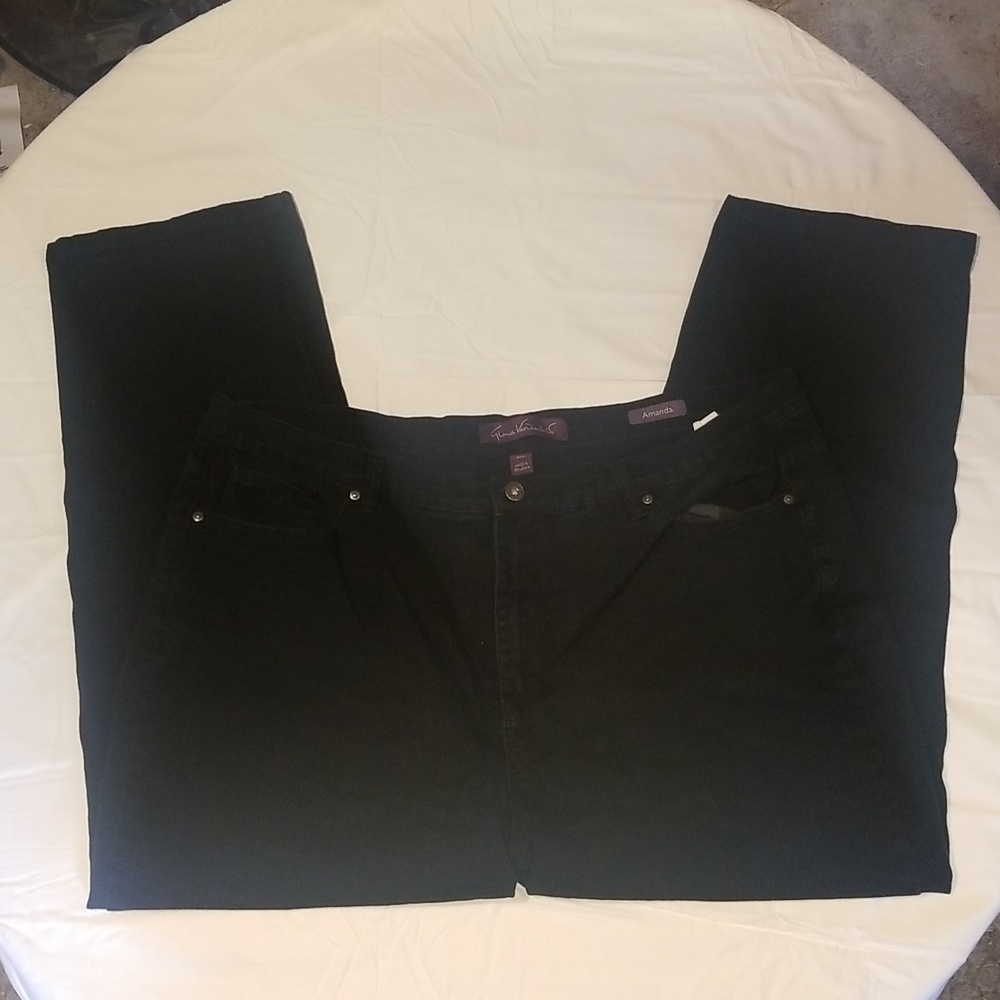 Gloria Vanderbilt Amanda Black Denim Jeans